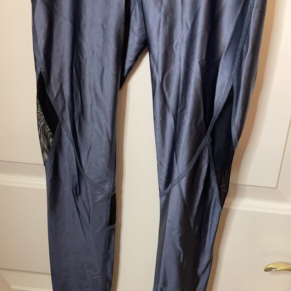 ALALA compression Leggings Revolve XS - Picture 3 of 7